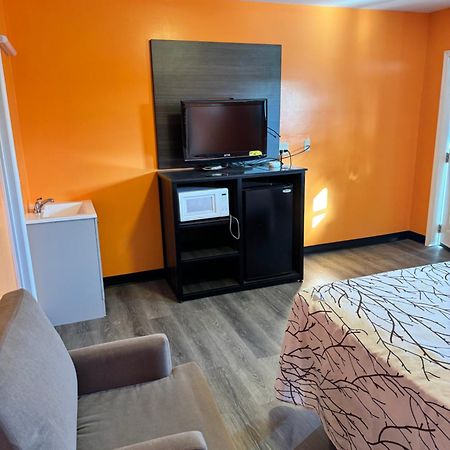 Budget Inn Decatur Priceville Exteriör bild
