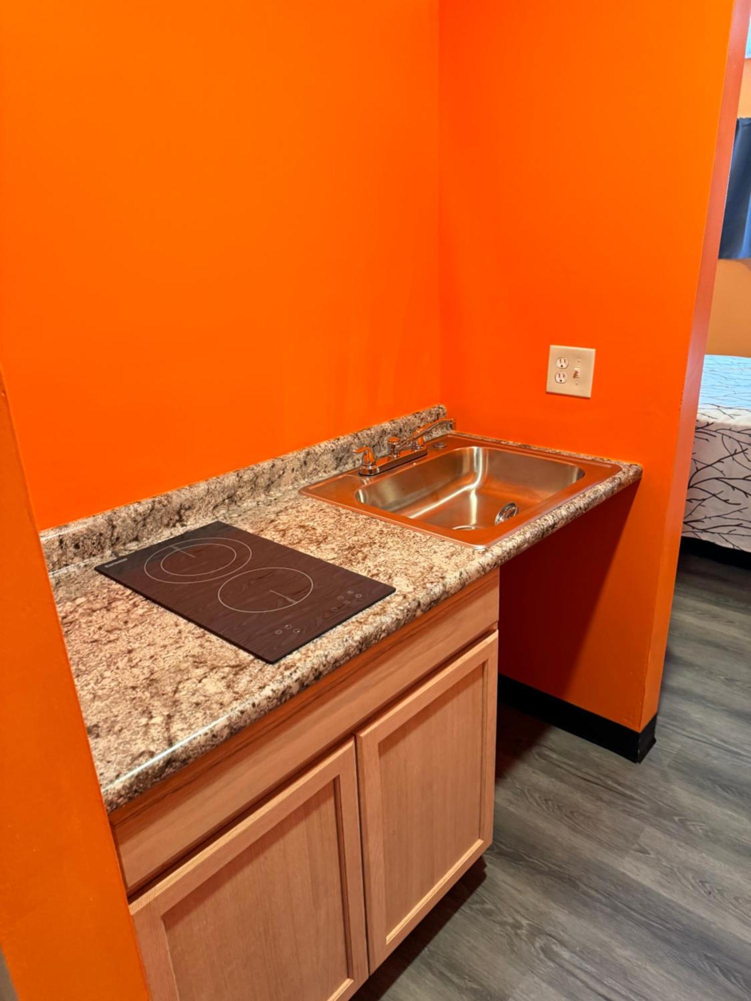 Budget Inn Decatur Priceville Exteriör bild